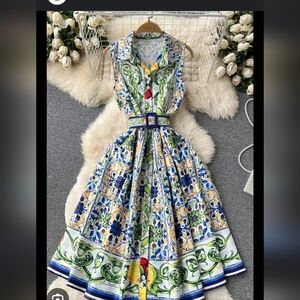 Dalia MacPhee Medium Sleeveless Collared Neckline  Button Up Boho Floral Dress